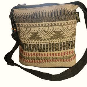 Catori Crossbody Tote